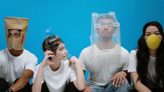 Do foreigners with a negative test need quarantine upon arrival in Belarus?