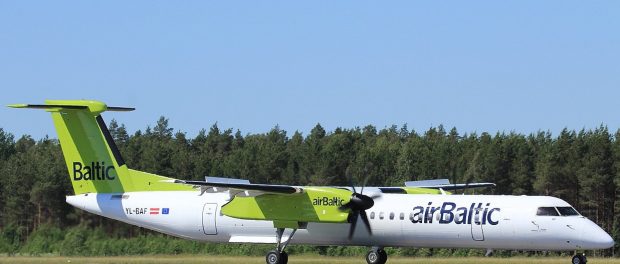 Air Baltic plane