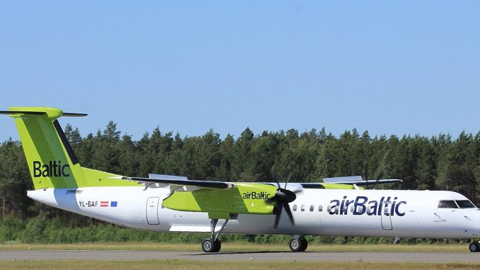 Air Baltic plane